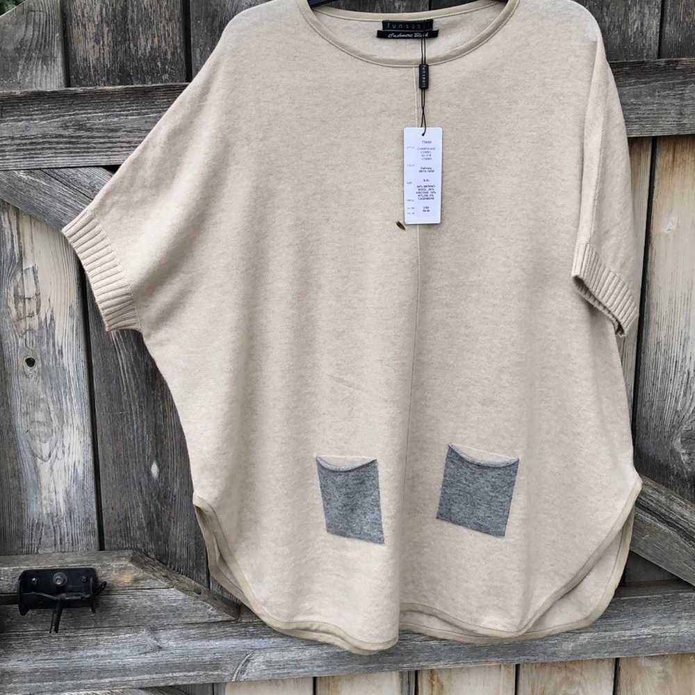 Casual Beige Sweater with Gray Accents